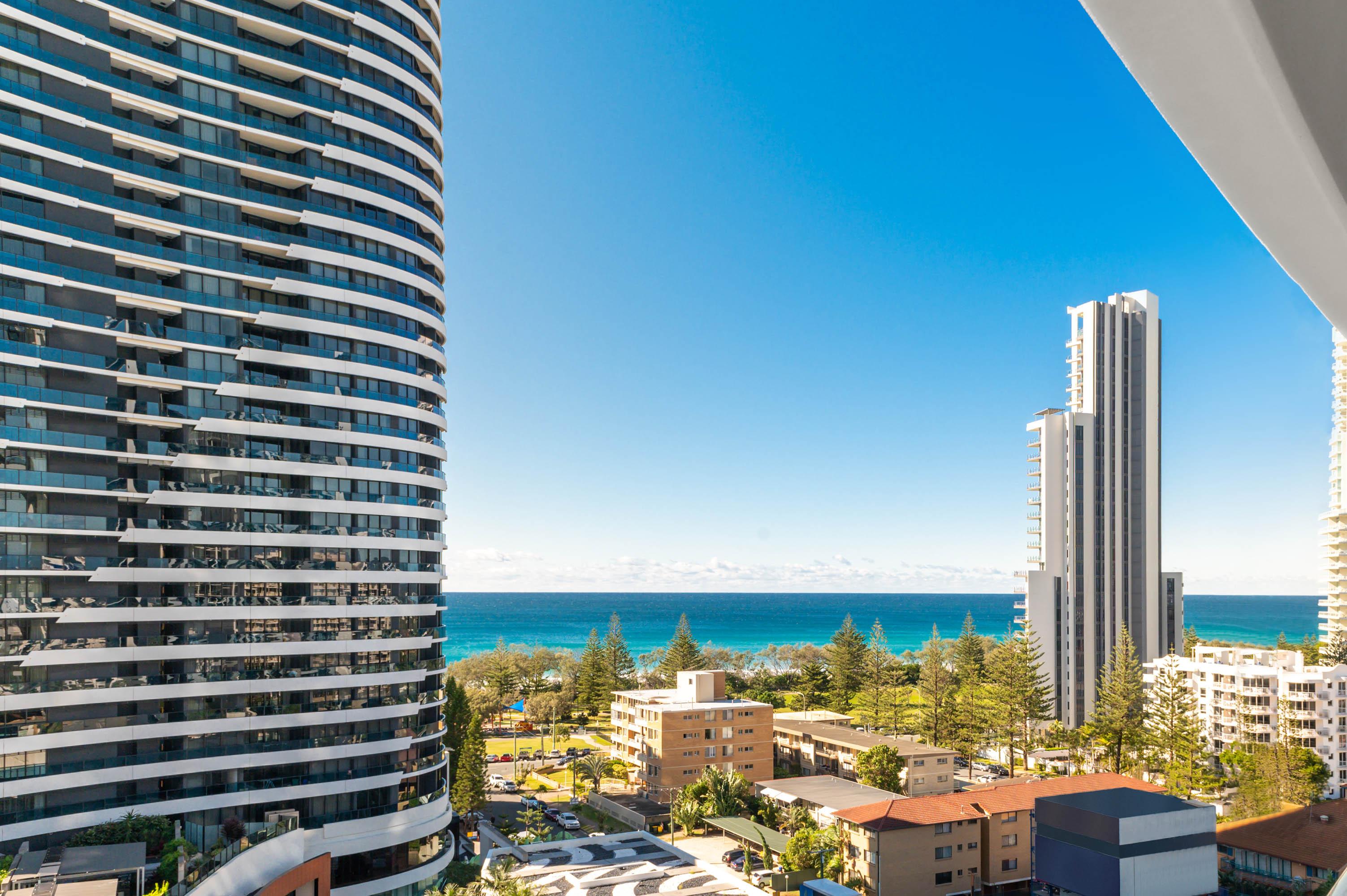 Peppers Broadbeach Голд-Кост Экстерьер фото View from the 18th floor of the building