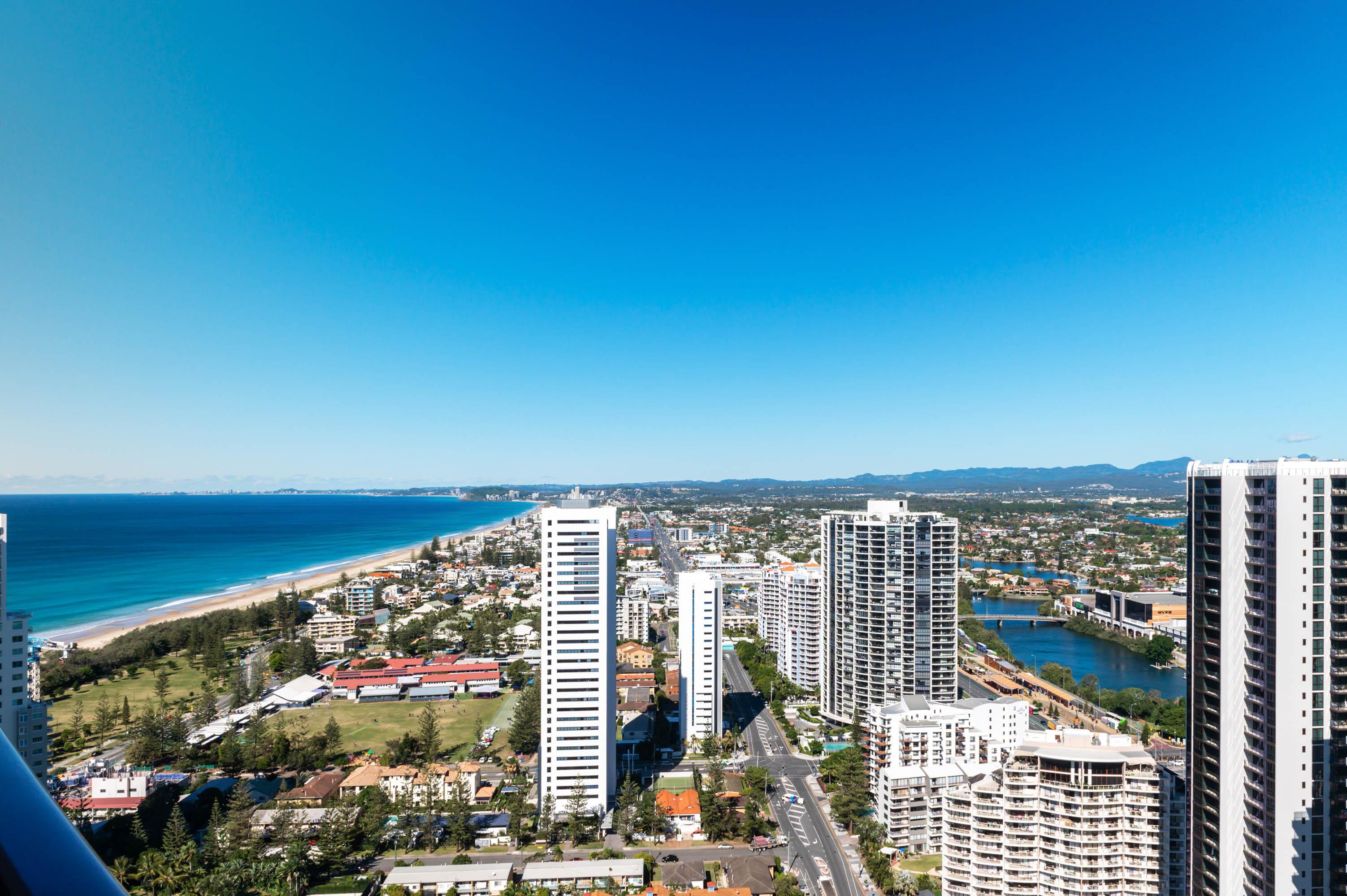 Peppers Broadbeach Голд-Кост Экстерьер фото Aerial view of Broadbeach