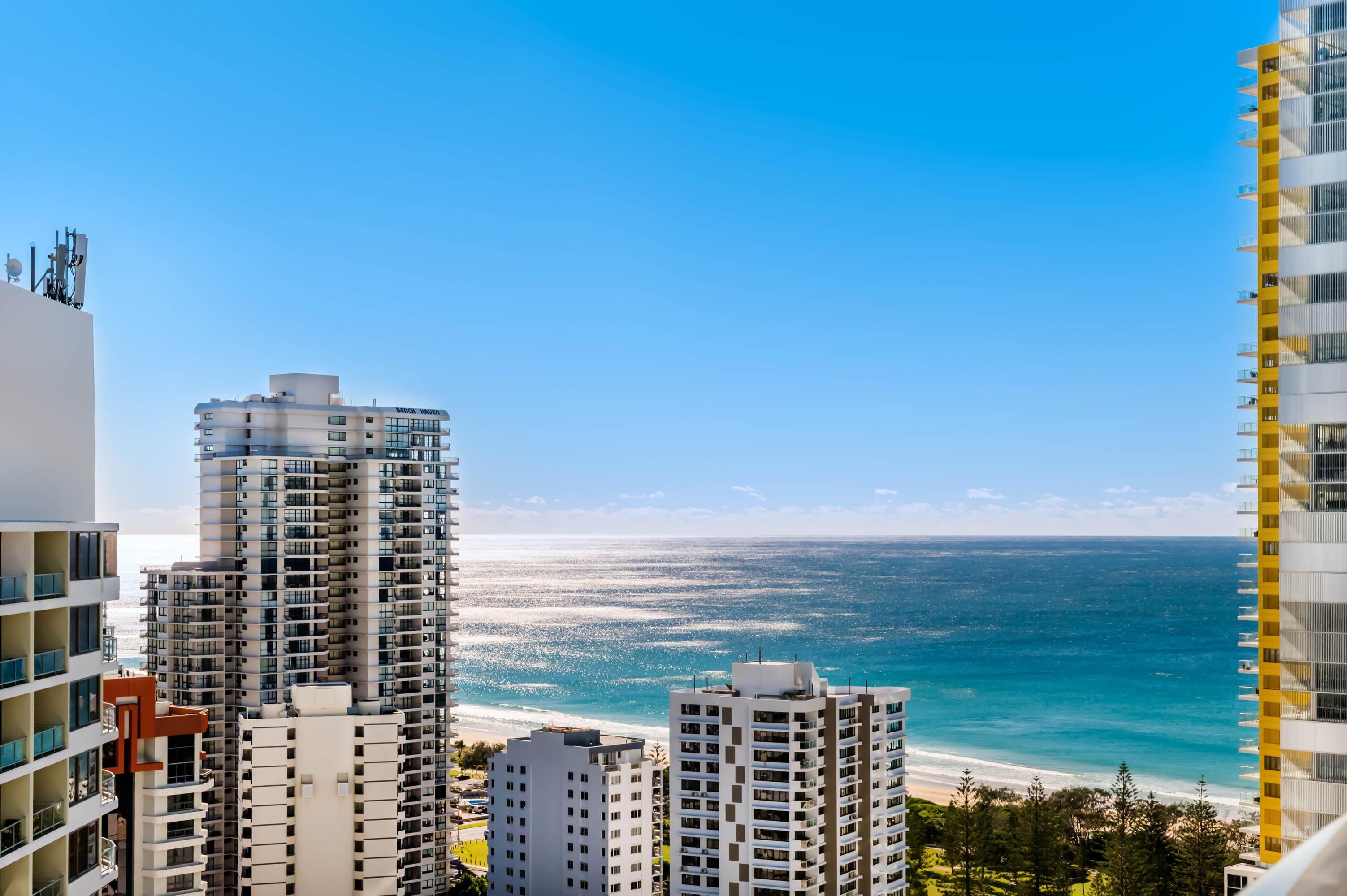 Peppers Broadbeach Голд-Кост Экстерьер фото View of Broadbeach from the Gold Coast