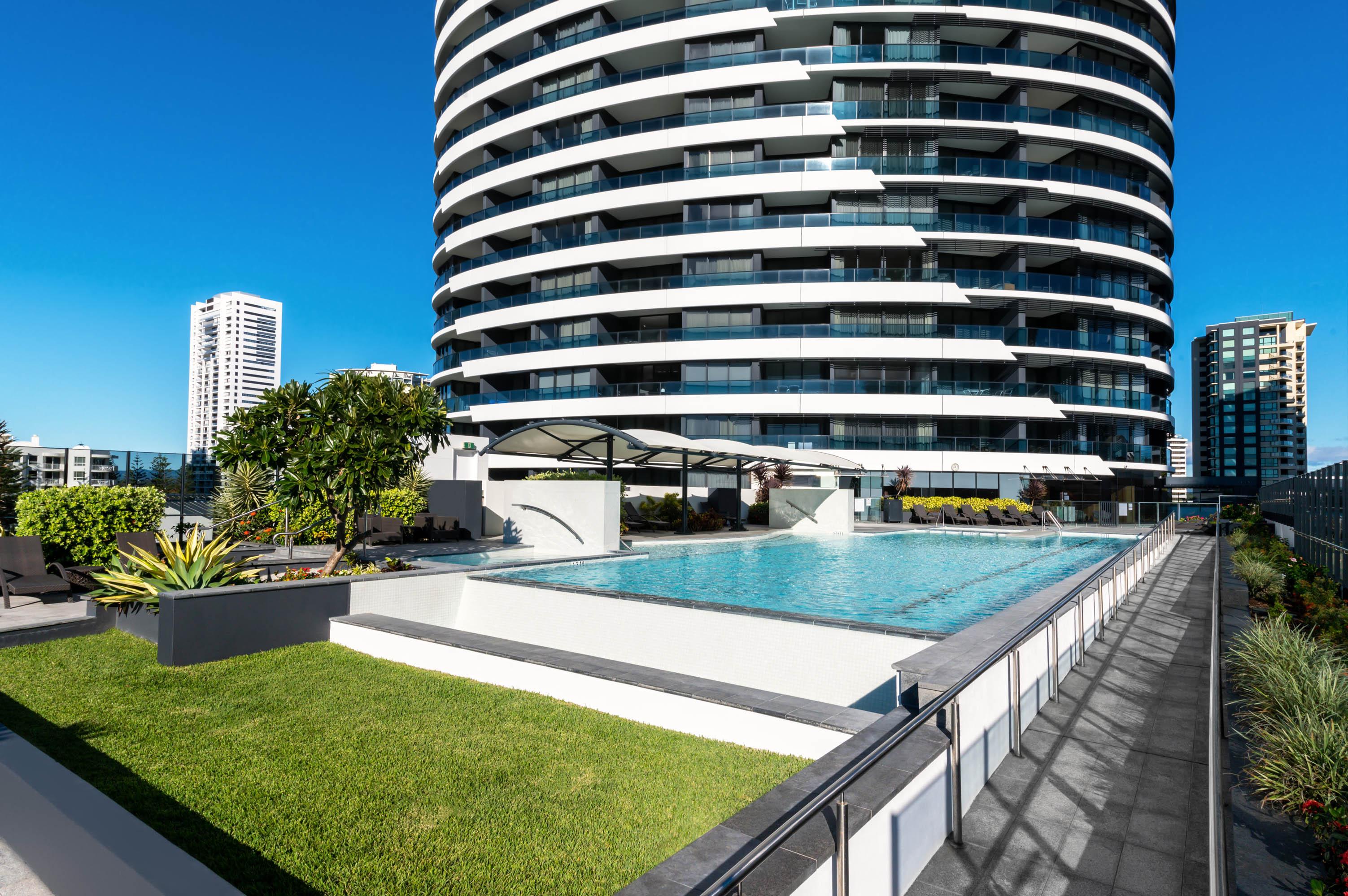 Peppers Broadbeach Голд-Кост Экстерьер фото Skyline pool