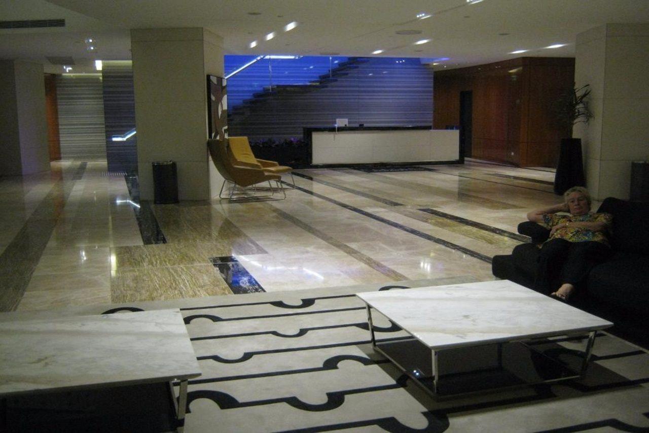 Peppers Broadbeach Голд-Кост Экстерьер фото Lobby
